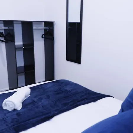 Stylish 2-bed - Rooftop Views - Apartment Birmingham