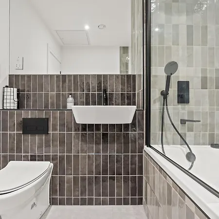 Stylish 2-bed - Rooftop Views - Apartment Birmingham
